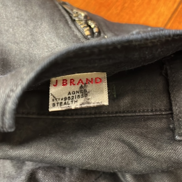 J Brand Women’s “Agnes” Skinny Jeans in Stealth Black - Picture 7 of 8
